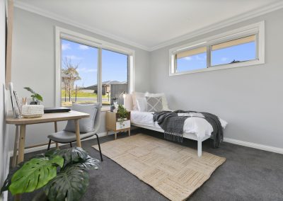 Guest bedroom